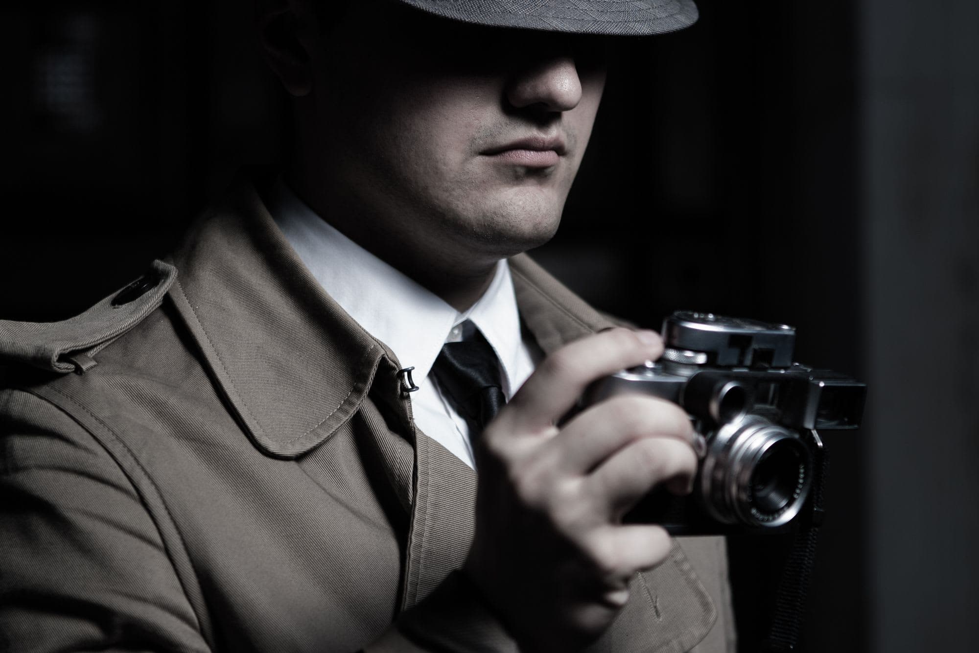 The Midnight Caller: Ein Detektei Schorndorf begegnet der Dunkelheit