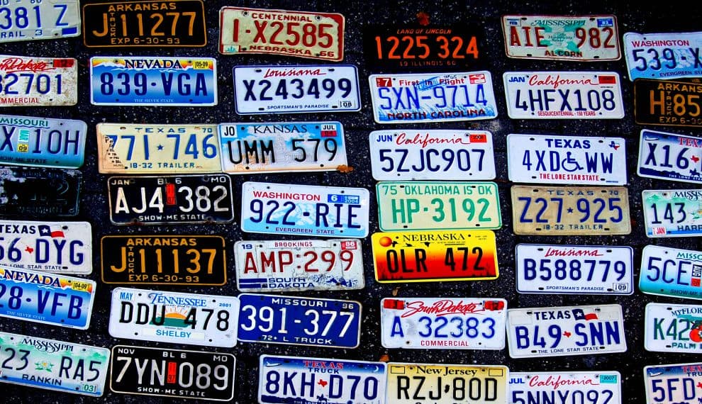 Personalisiere Dein Fahrzeug: Bestelle Dein individuelles Kennzeichen bei OnlineSchilder.de