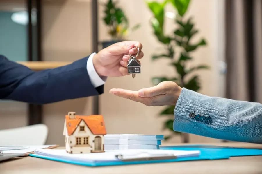 Jetzt Termin mit dem Bester Immobilienmakler Frankfurt vereinbaren