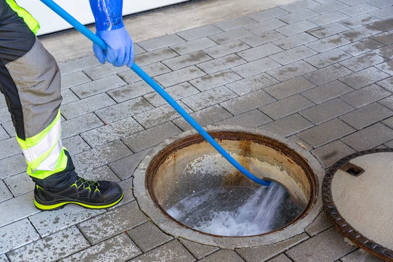 Unsere Rohrreinigung sorgt für freie Abflüsse und zufriedene Kunden