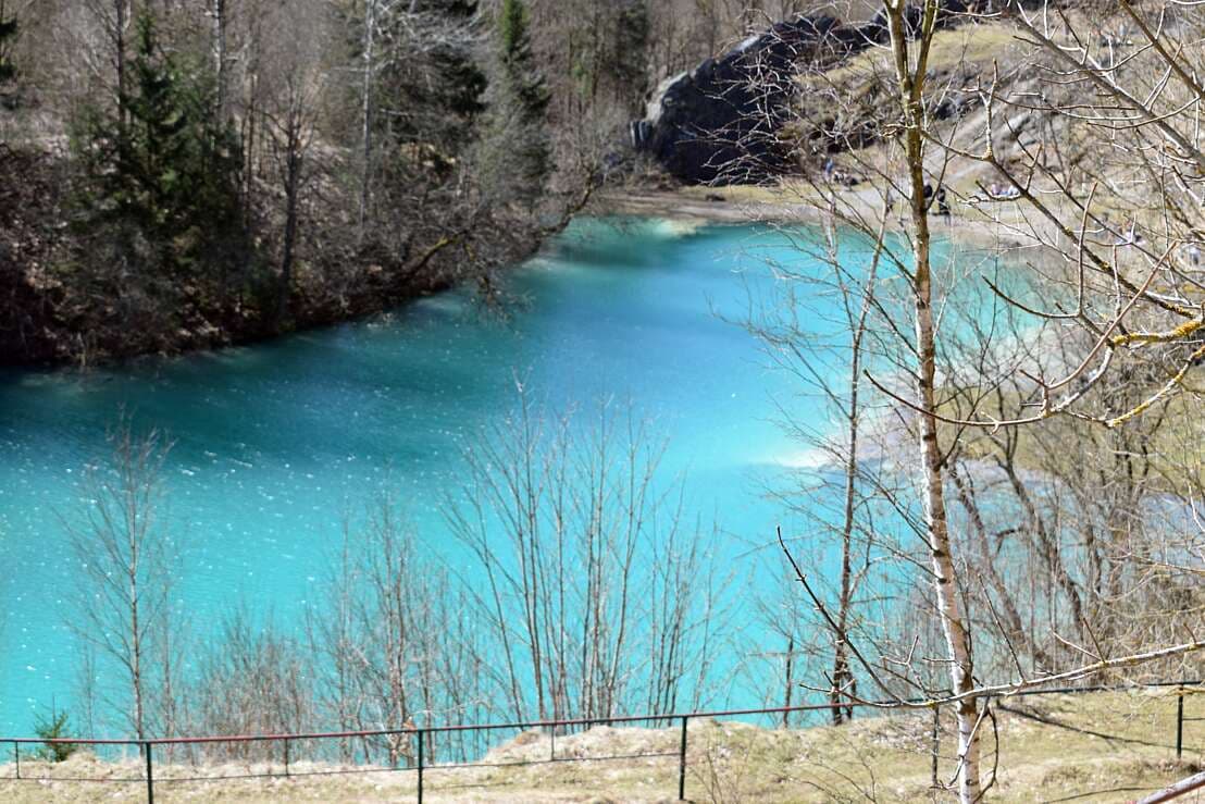 Naturspektakel Blauer See im Harz des Harzes: Entdecken Sie die einzigartige Pracht des Blauen Sees