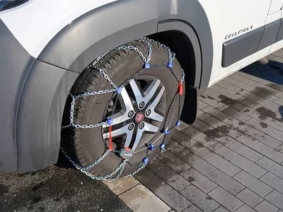 Laufflächen Schneeketten: Die beste Wahl für maximale Traktion und Sicherheit im Winter