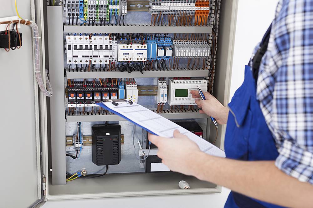 Rechtliche Konsequenzen bei unterlassener Prüfung ortsfester elektrischer Anlagen