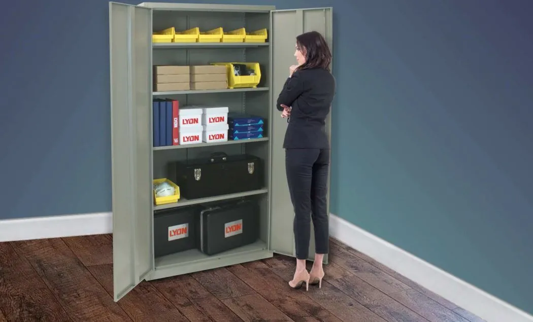 Eurobox KG Feuerwehrspinde Comfort: Bequeme und funktionale Schränke für Feuerwehren